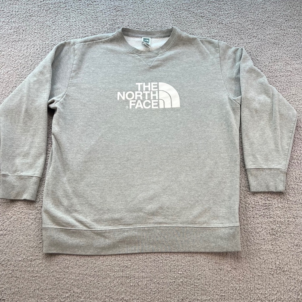 The North Face Mens XL Heather Grey Logo Crewneck Sweatshirt Fall 2011 Fleece